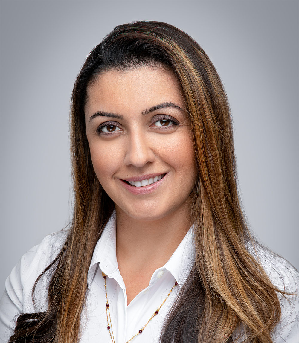 Dr. Ava Ghasemi Holdich, Clinical Psychologist